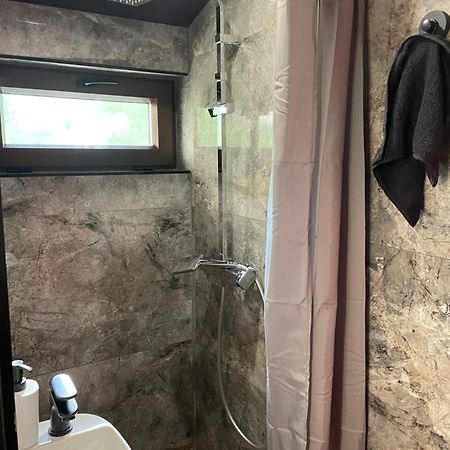 Jacuzzi Love Room Мюлуз Экстерьер фото